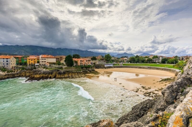 Playa del Sablón en Llanes