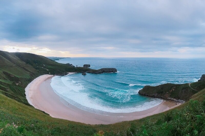 Torimbia, una de las playas más bonitas de Asturias