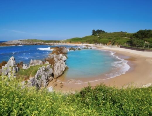 Playa de Toró, en Llanes, Asturias